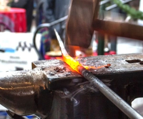 Feuer Schmied Amboss Metall