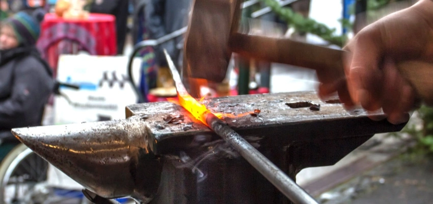 Feuer Schmied Amboss Metall