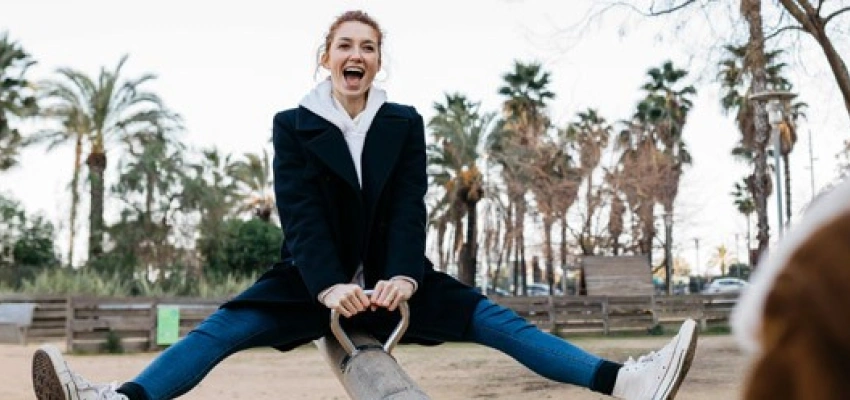 Gott wird für Ausgleich sorgen. Hoffnung auf Gerechtigkeit. Bild einer Wippe.