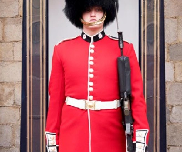 HeartSync - Über einen Seelsorgeansatz. Lieber Wächter. Bild eines britischen Grenadiers.