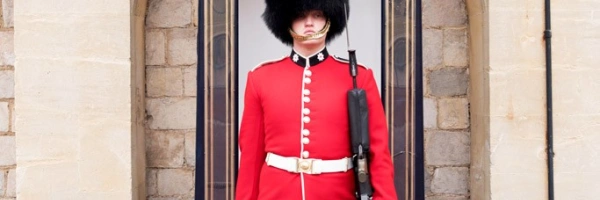HeartSync - Über einen Seelsorgeansatz. Lieber Wächter. Bild eines britischen Grenadiers.