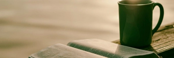 Love coffee. Love Jesus. Interview mit Flinn Schneider. Bild zum Artikel.