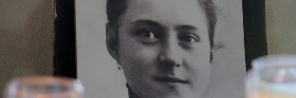 Verwegene Hingabe. Der „kleine Weg“ der Thérèse von Lisieux. Bild zum Artikel.
