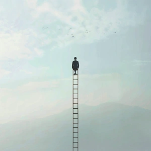 Mann auf einer Leiter in den Himmel