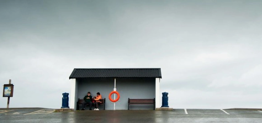 Wir ruhen uns da durch. Im Neinsagen zum wesentlichen Gelangen. Bild zum Artikel.